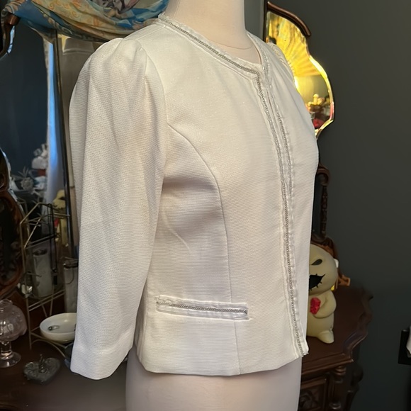 Jacket - Picture 5 of 7